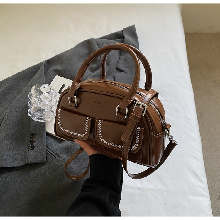 2025 new texture versatile shoulder bag fashionable and popular portable bowling bag