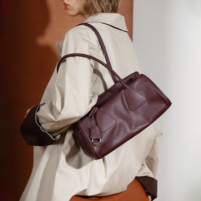 Boston Crossbody 2024 Autumn and Winter New High-end Niche Top-layer Real Cowhide One-shoulder Pillow Bag Bowling Bag for Women