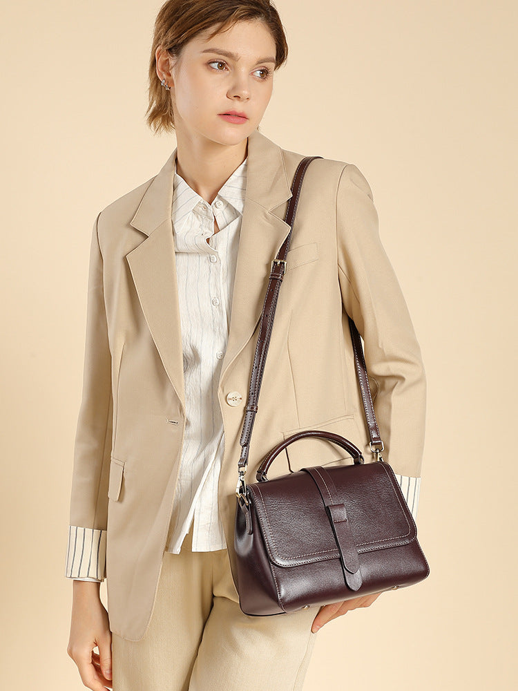 2025 Winter New Fashion Hot Top Layer Cowhide Vegetable Tanned Leather Handbag Single Shoulder Crossbody Women's Bag Large Capacity Versatile