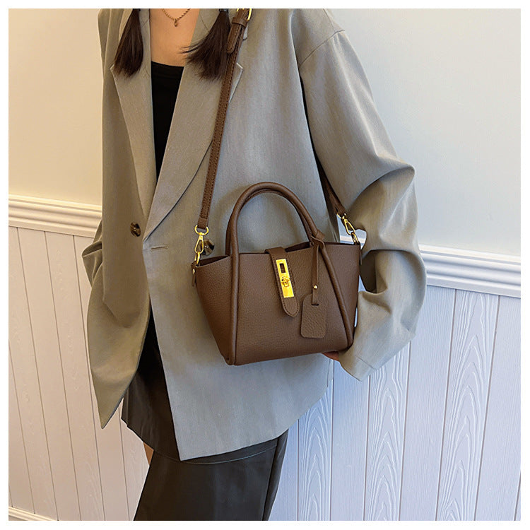 2025 new fashion retro bucket bag high-end messenger bag