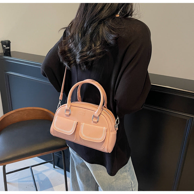 2025 new texture versatile shoulder bag fashionable and popular portable bowling bag