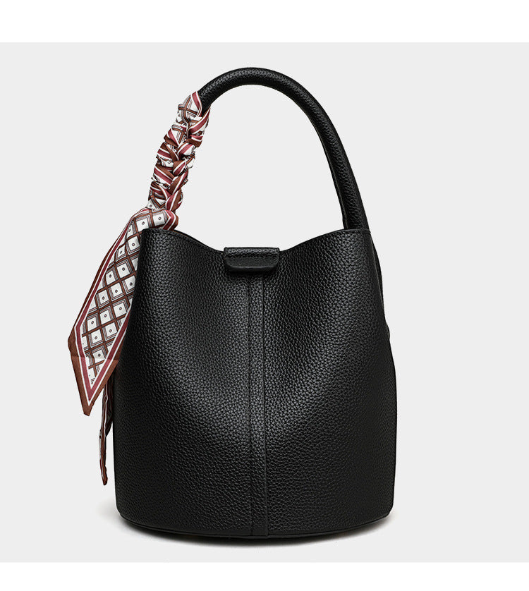 Bucket bag large capacity crossbody bag 2025 new women's bag fashionable handbag shoulder bag
