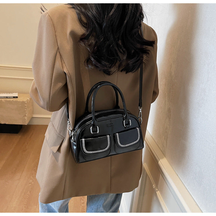 2025 new texture versatile shoulder bag fashionable and popular portable bowling bag