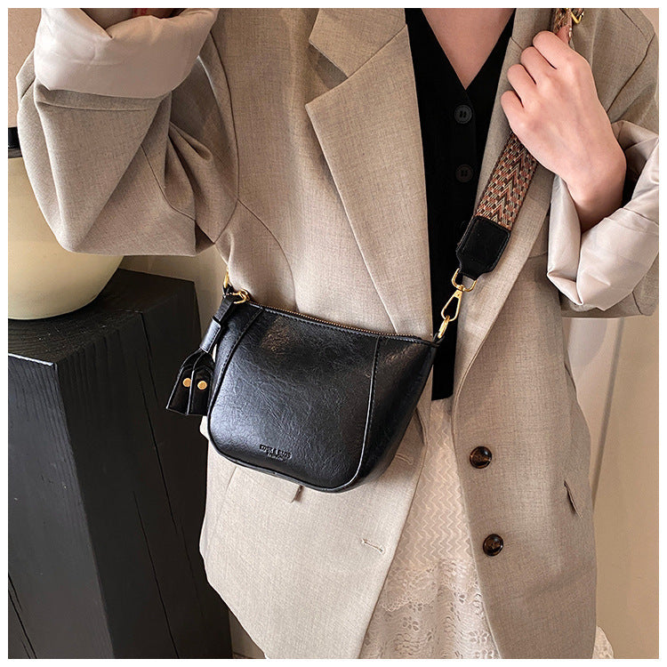 2025 new casual bag retro niche shell bag