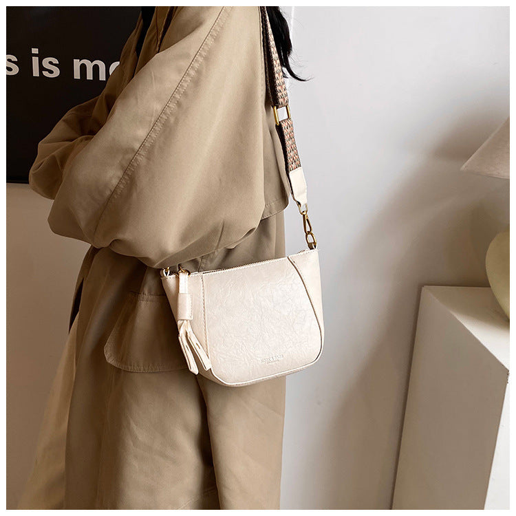 2025 new casual bag retro niche shell bag