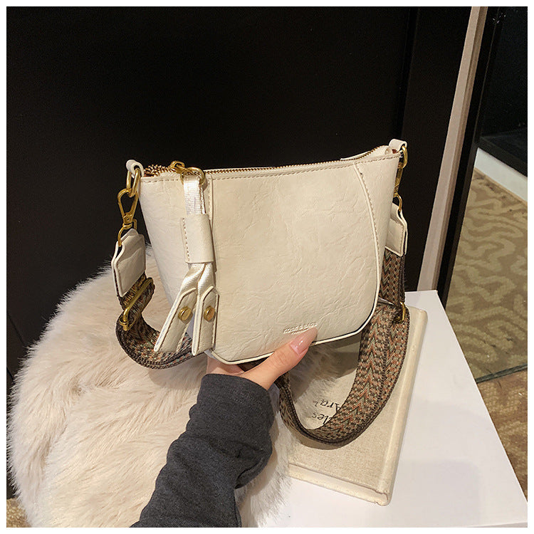 2025 new casual bag retro niche shell bag