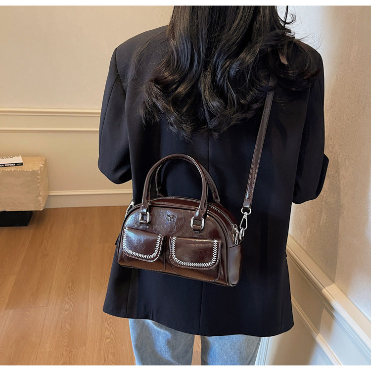2025 new texture versatile shoulder bag fashionable and popular portable bowling bag