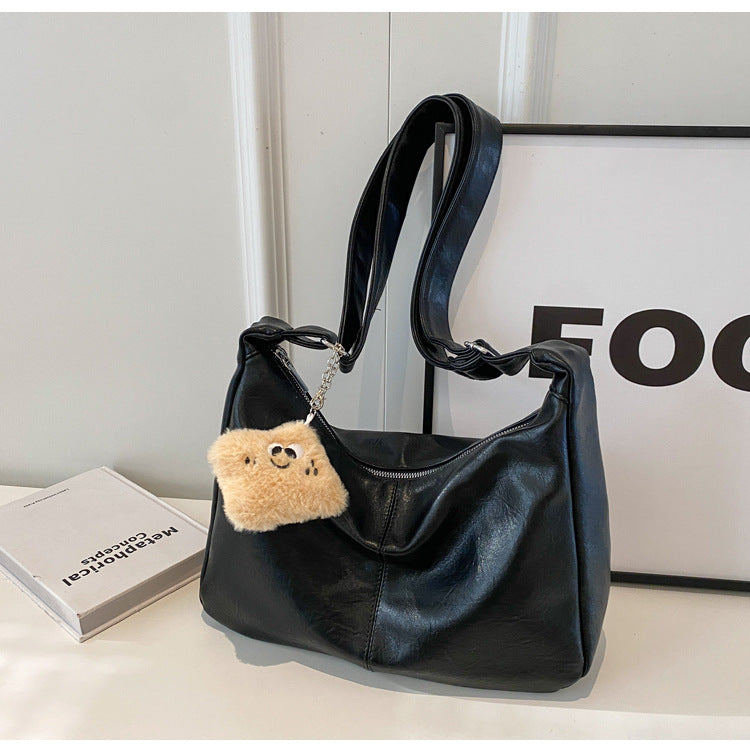 2025 new retro versatile shoulder messenger bag texture simple women's dumpling bag