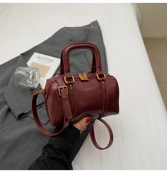 2025 new fashion textured shoulder messenger bag Korean style versatile simple hand-held pillow bag