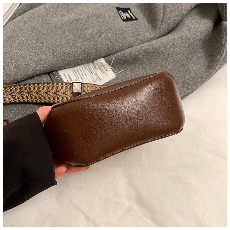 2025 new casual bag retro niche shell bag