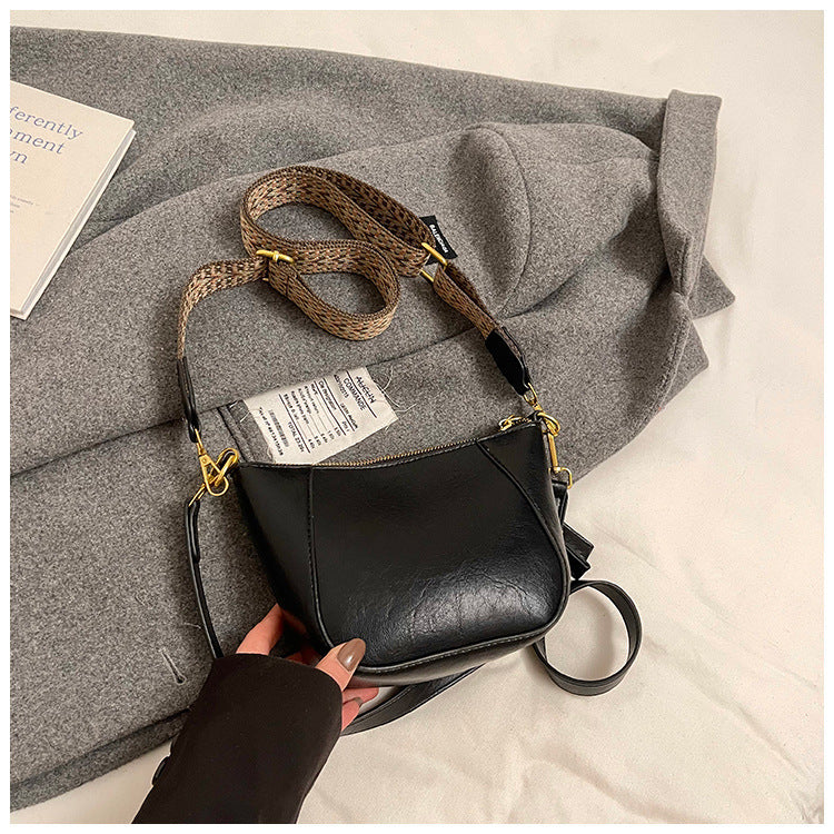 2025 new casual bag retro niche shell bag